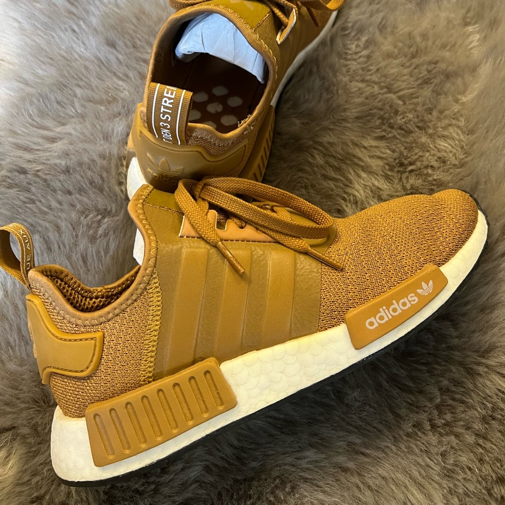 Adidas NMD R1 "Mesa" WMNS 8.5/MENS 7.5
